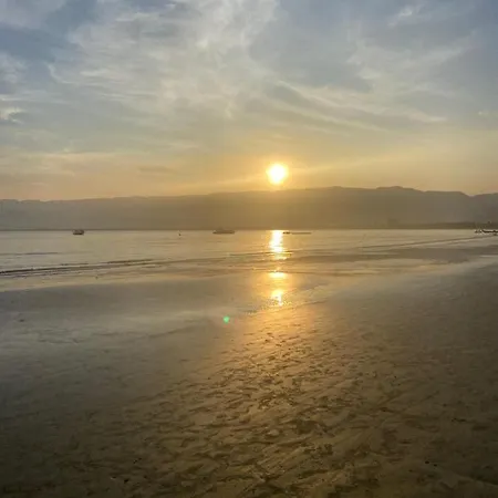 Casa em Bertioga condomínio 250 metros da praia Exterior foto