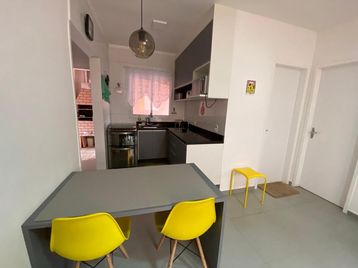 Casa Em 250 Metros Da Apartamento *
