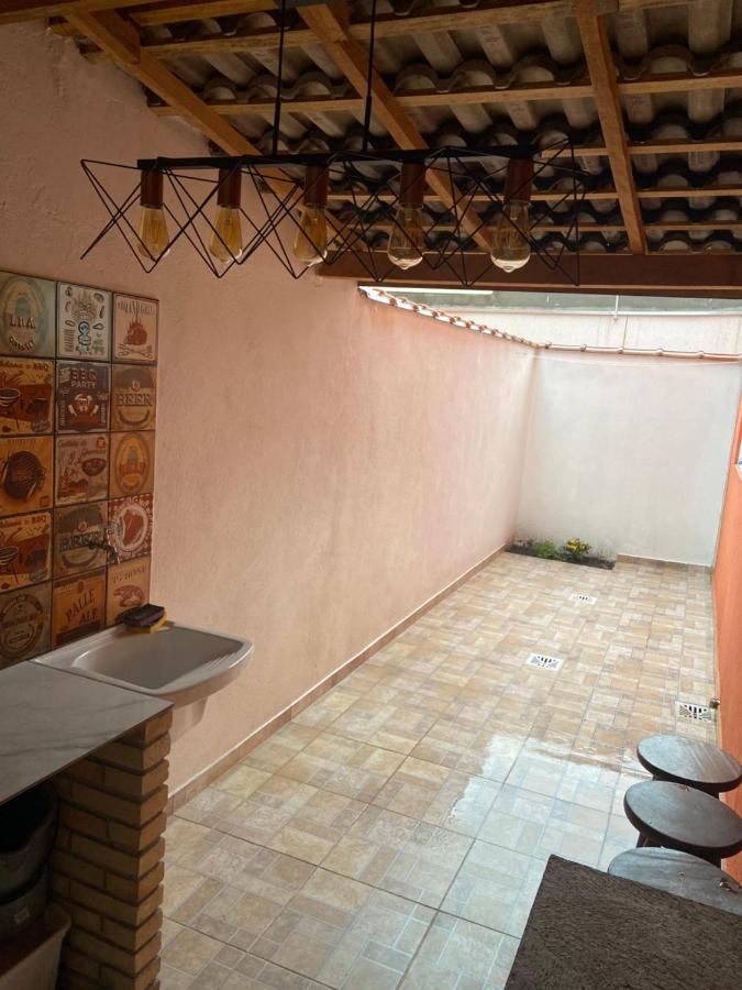 Casa Em 250 Metros Da Apartamento